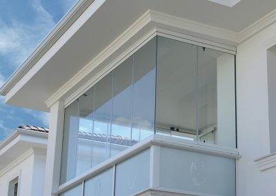 Cortina de Cristal sin Perfiles