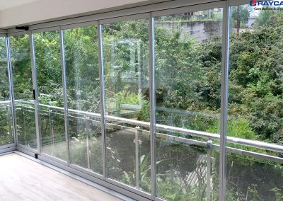 Cortina de Cristal con Aislamiento Térmico